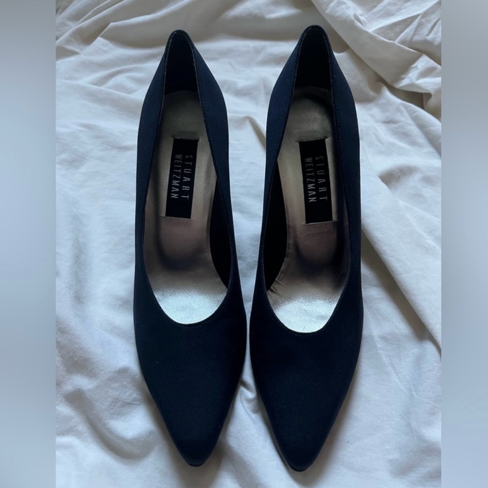 Stuart Weitzman Kitten Heel Navy Satin Pumps SZ 8 1/2 narrow fit